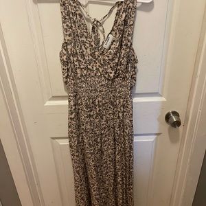 Old Navy Waist Defined floral sleeveless tie-back smocked dress